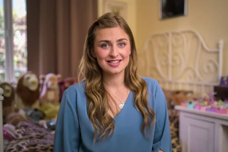 Abbey Romeo, bintang serial Love on the Spectrum